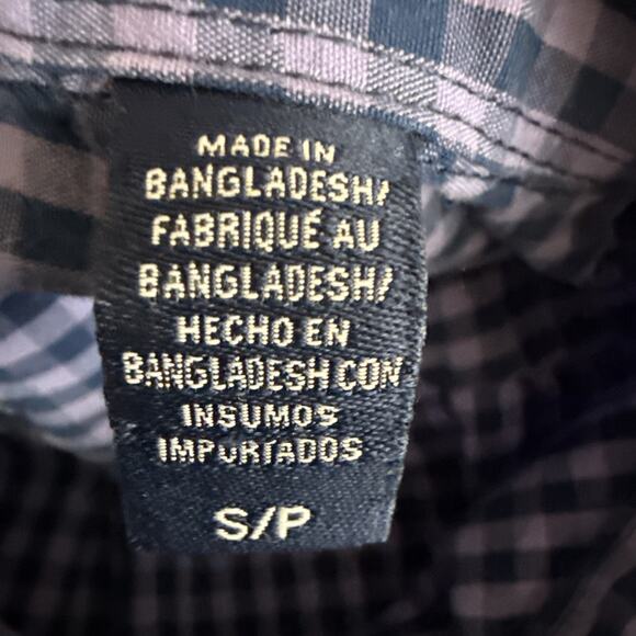 Izod Mens Size Medium Button Down Long Sleeve Shirt Casual Office Work Staple - Picture 5 of 13